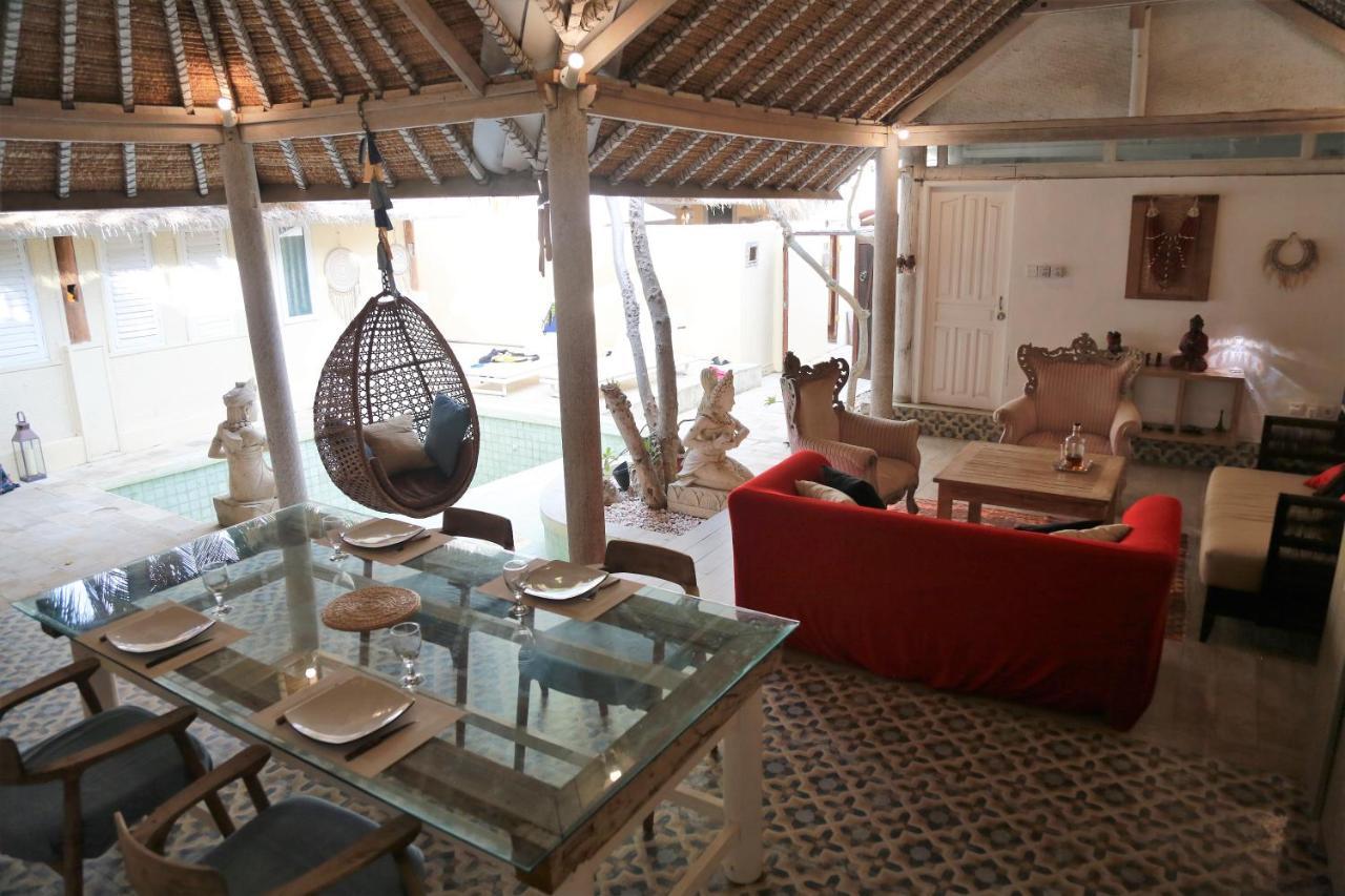 Villa Sentosa, Cheerful 3-Bedroom Villa With Pool ギリ・トラワンガン エクステリア 写真