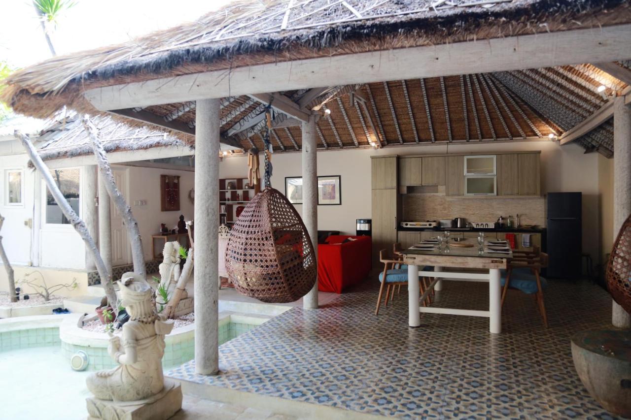 Villa Sentosa, Cheerful 3-Bedroom Villa With Pool ギリ・トラワンガン エクステリア 写真