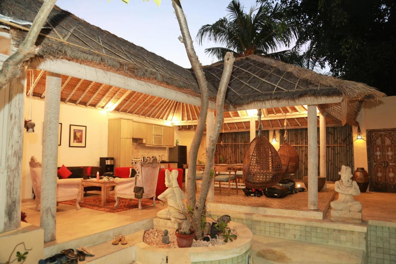 Villa Sentosa, Cheerful 3-Bedroom Villa With Pool ギリ・トラワンガン エクステリア 写真